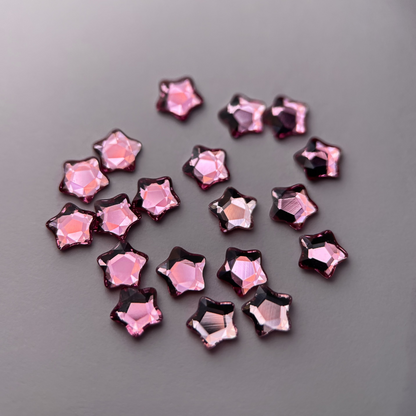 Strass dentaire Swarovski en forme de petite étoile, couleur pink baby, haute brillance, qualité professionnelle.